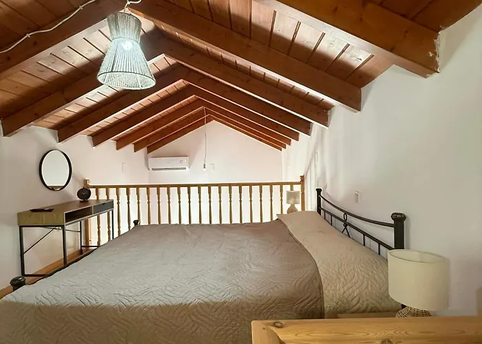 Maria's Dream House *